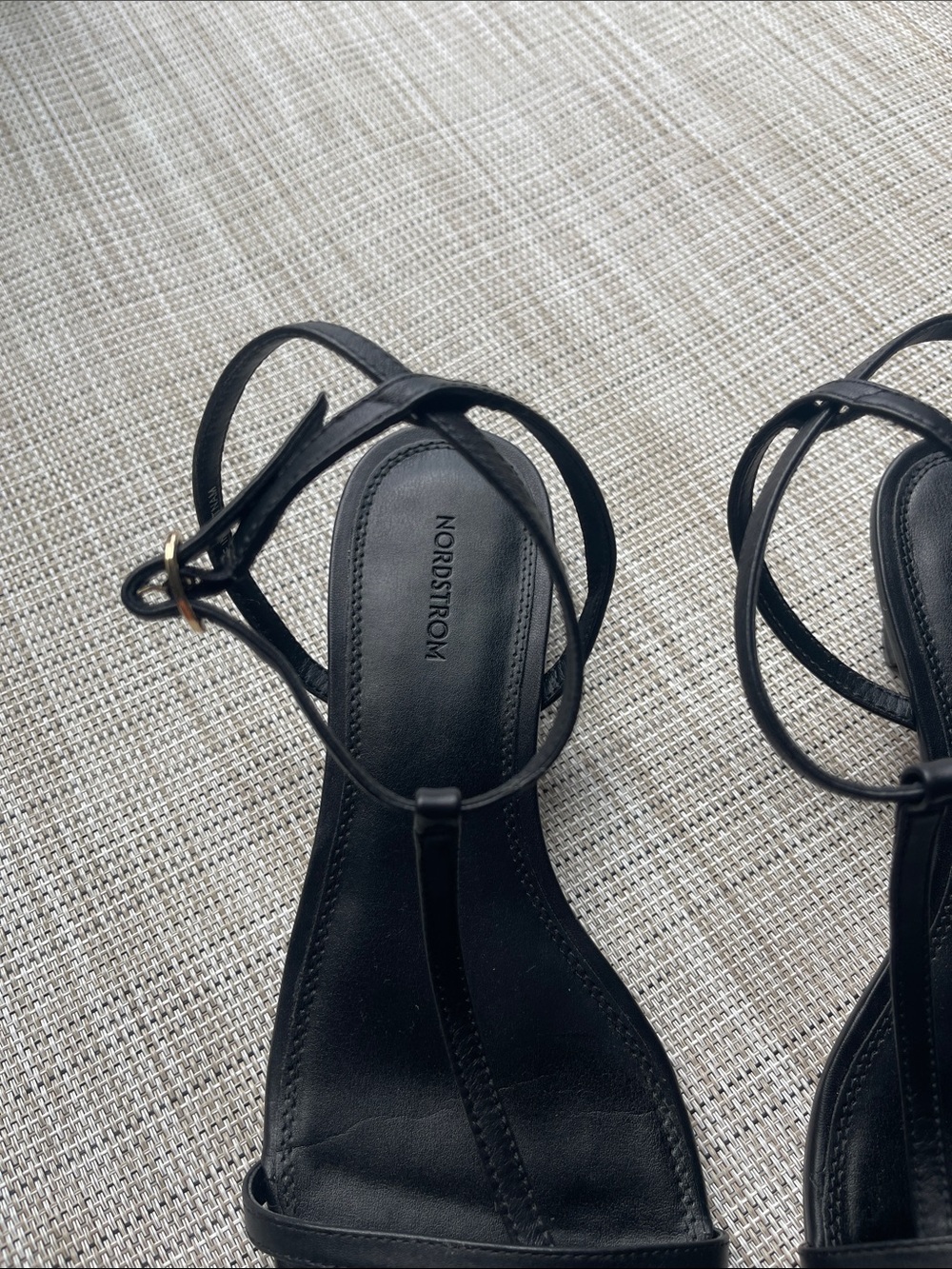 Nordstrom Black Minimalist T-Strap Sandals - Picture 2 of 4